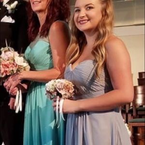 Bundle of 2 Abby Paris formal dresses Sz4 & 6.